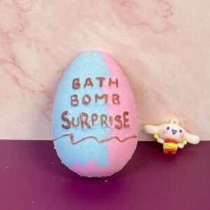 Cola Cubes Surprise Bath Bomb With Kitty Figurines